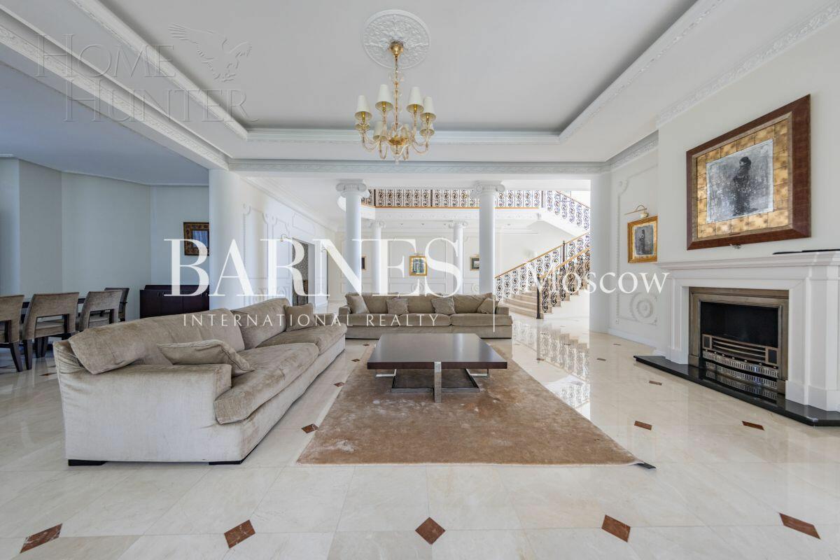 2-этажный коттедж 660 м² с отделкой