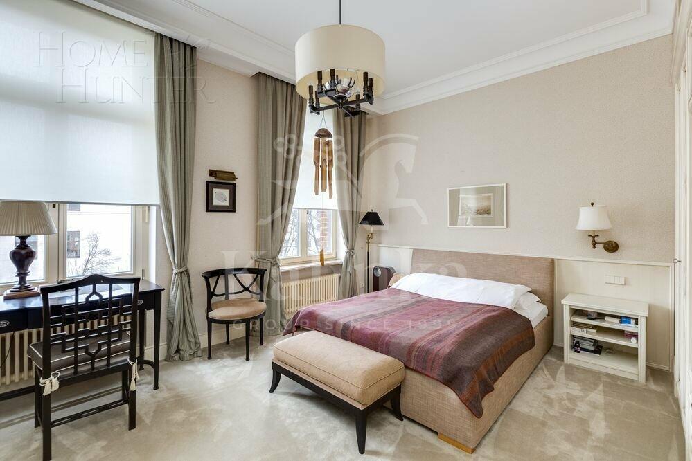 8-КОМН. КВАРТИРА С ОТДЕЛКОЙ 443.4 М² НА 1 ЭТАЖЕ