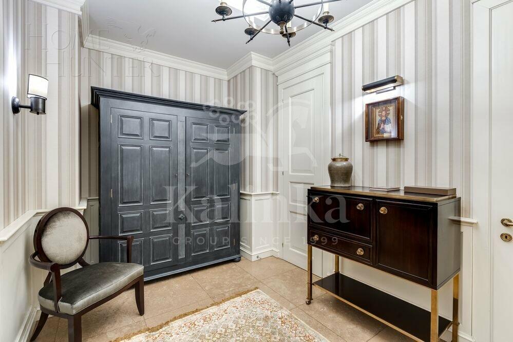 8-КОМН. КВАРТИРА С ОТДЕЛКОЙ 443.4 М² НА 1 ЭТАЖЕ