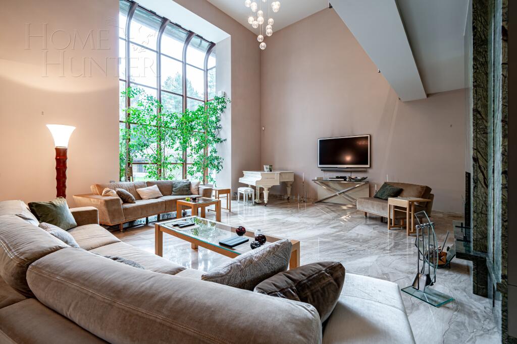 2-этажный коттедж 1 400 м² с отделкой