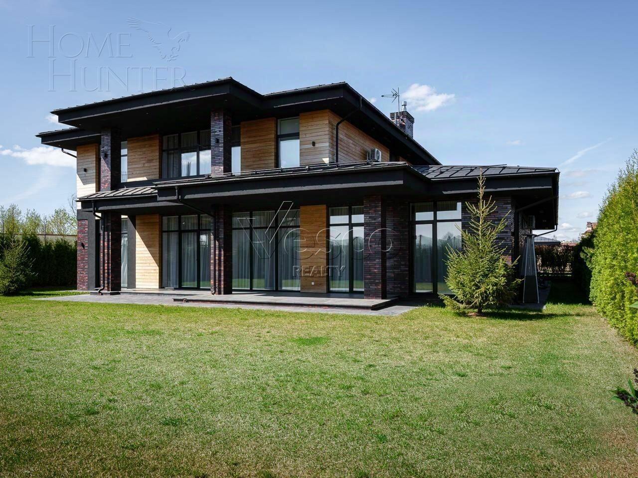 2-этажный коттедж 446 м² с отделкой