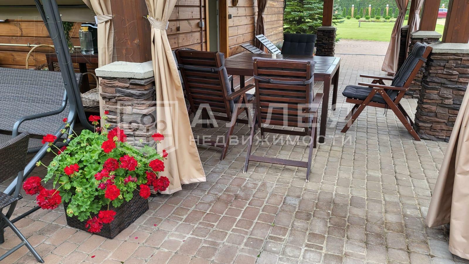 2-этажный коттедж 220 м² с отделкой