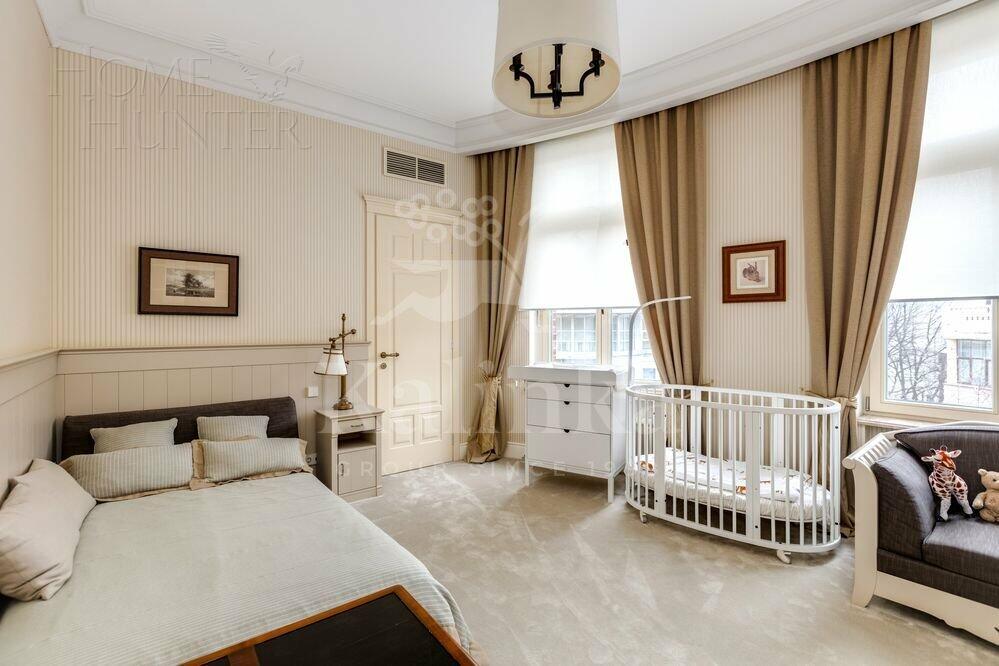 8-КОМН. КВАРТИРА С ОТДЕЛКОЙ 443.4 М² НА 1 ЭТАЖЕ