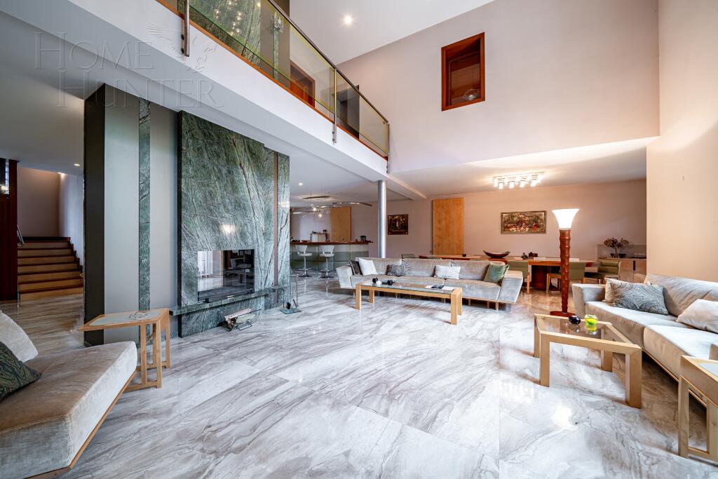 2-этажный коттедж 1 400 м² с отделкой