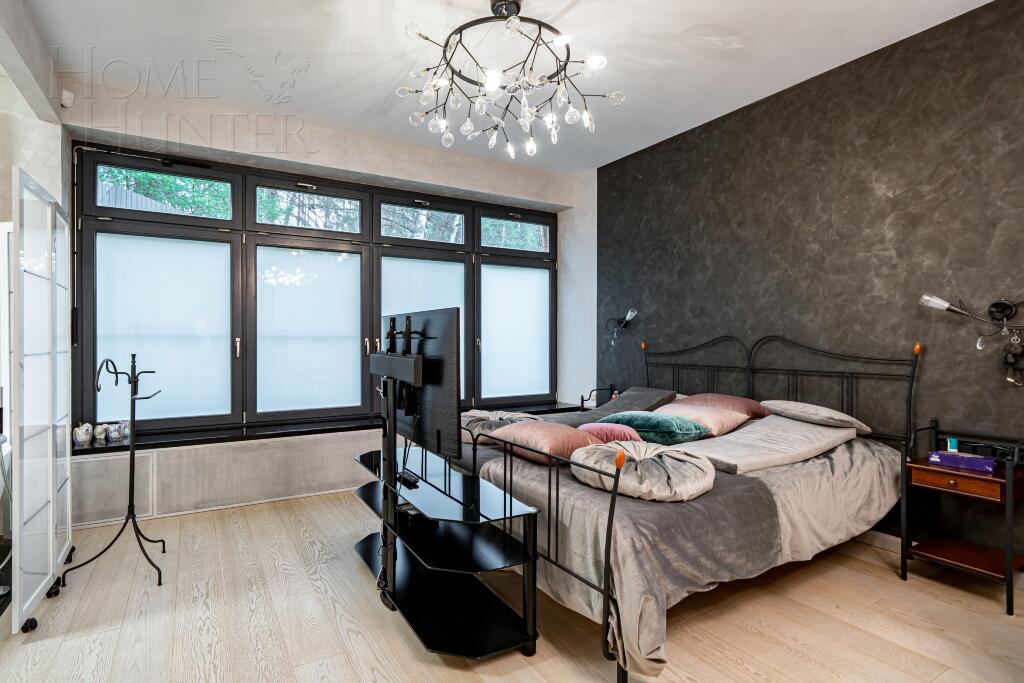 2-этажный коттедж 1 400 м² с отделкой