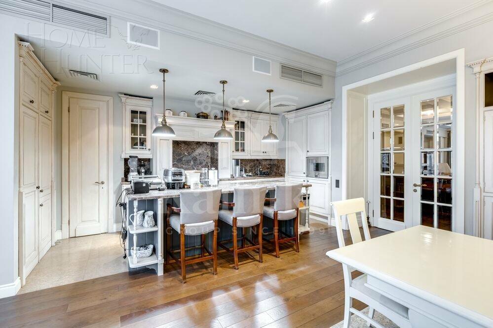 8-КОМН. КВАРТИРА С ОТДЕЛКОЙ 443.4 М² НА 1 ЭТАЖЕ