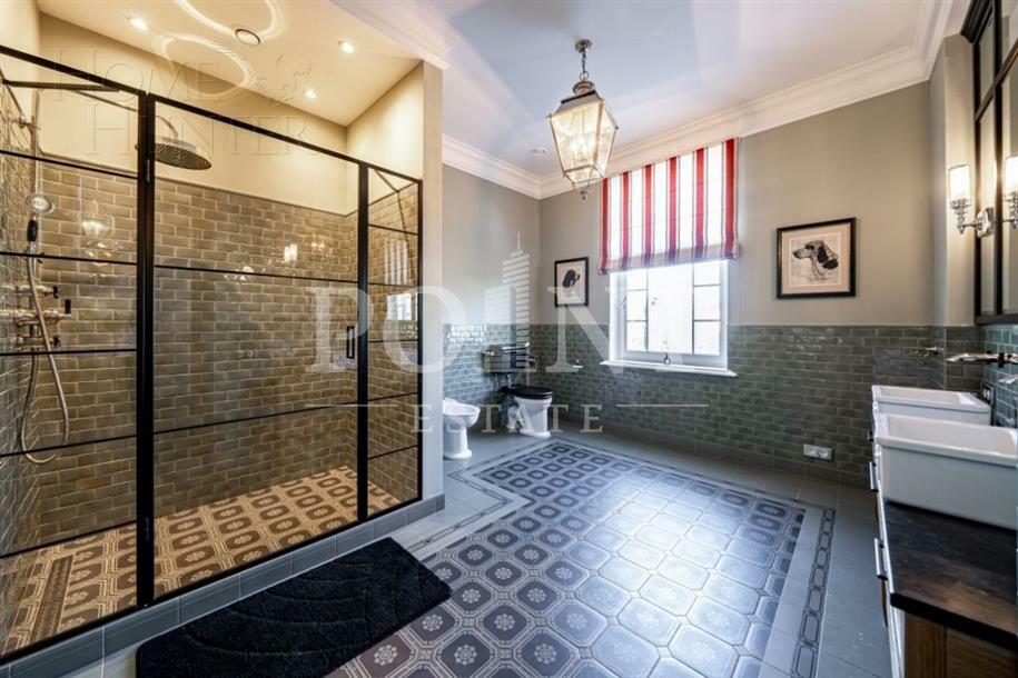 2-этажный таунхаус 420 м² с отделкой