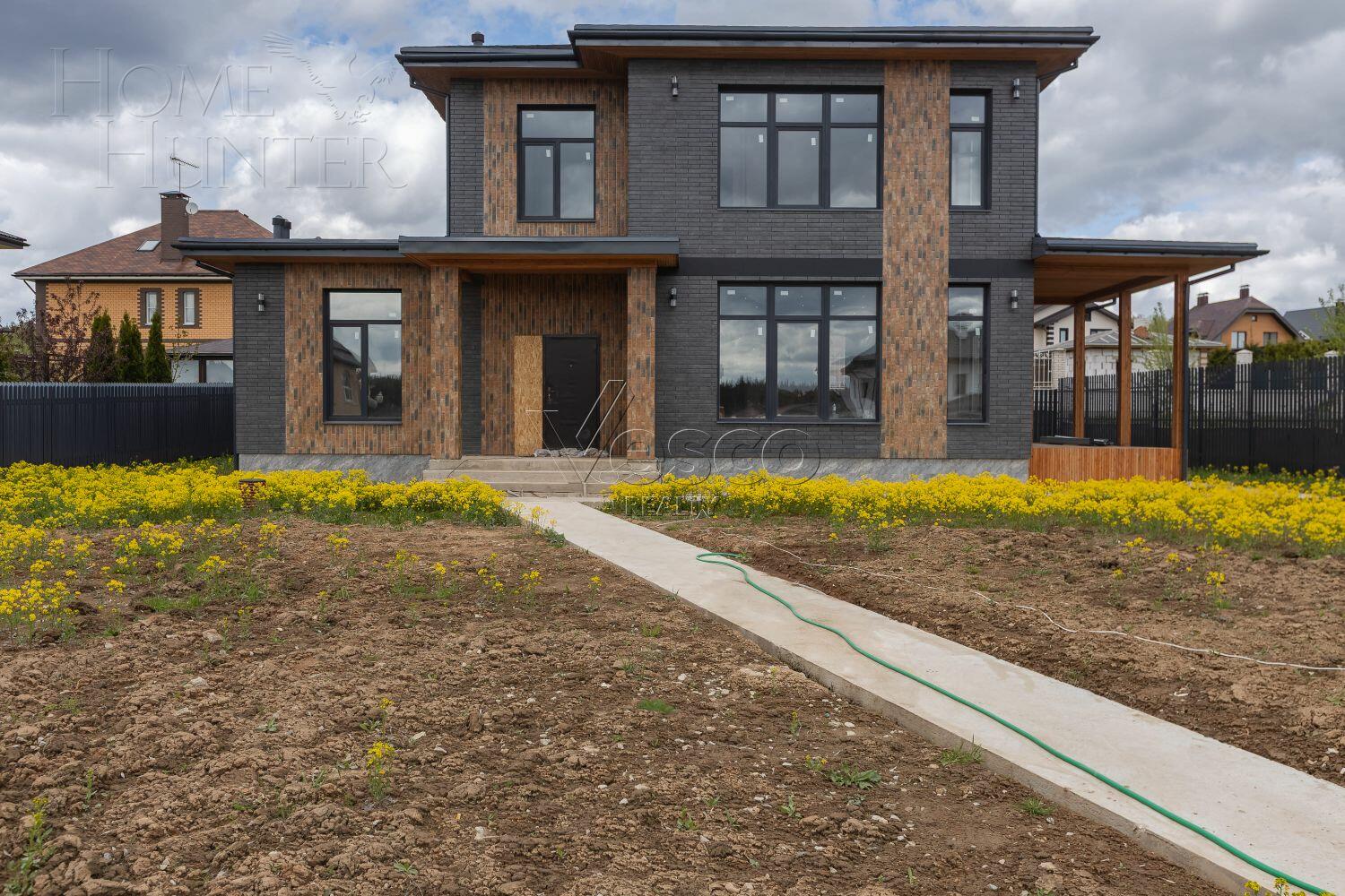 2-этажный коттедж 273 м² без отделки