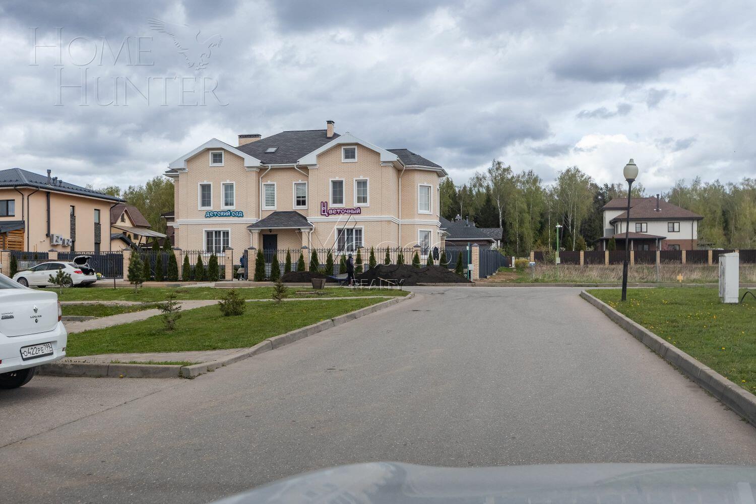 2-этажный коттедж 273 м² без отделки