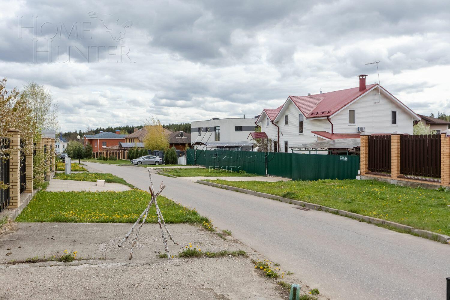 2-этажный коттедж 273 м² без отделки