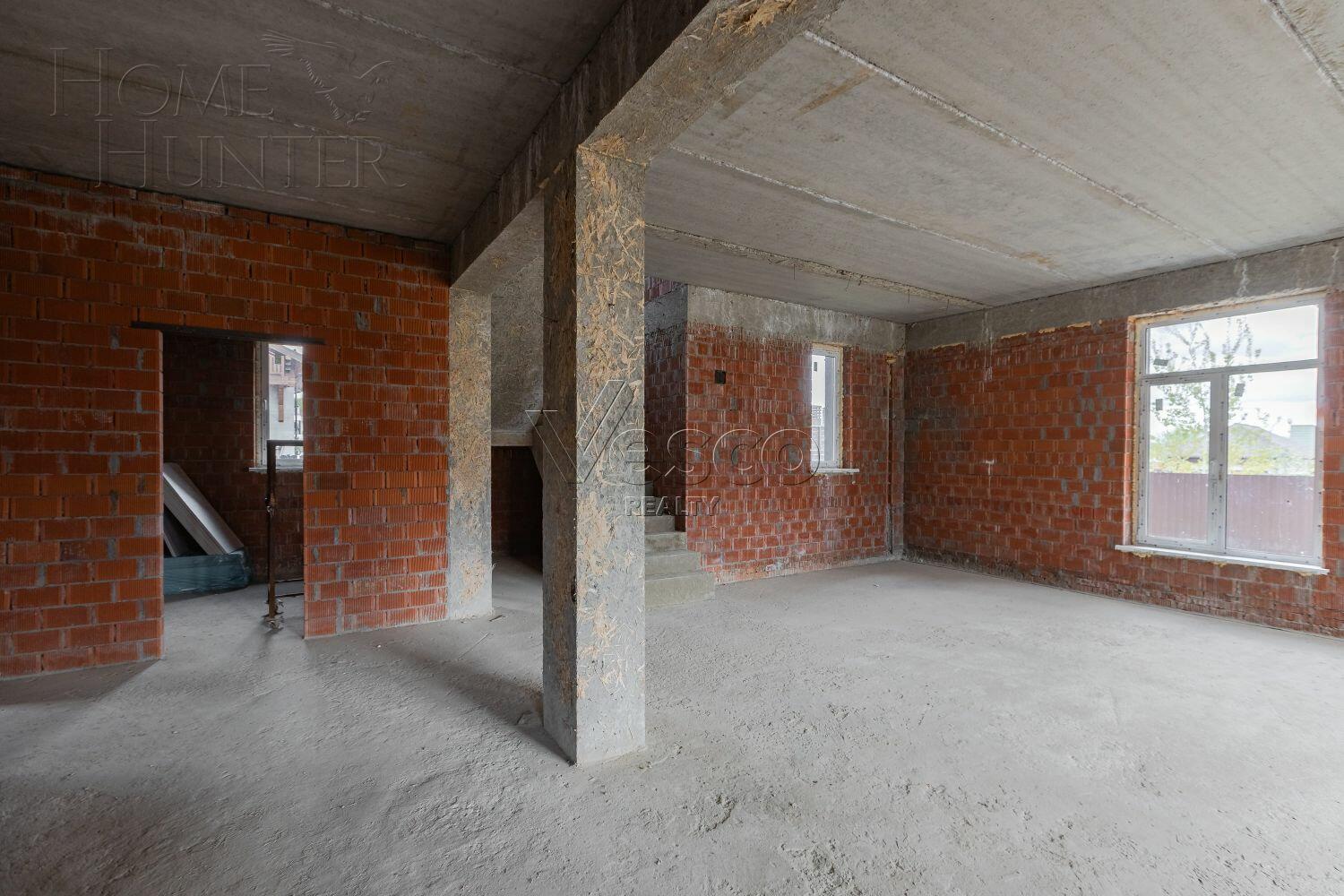 2-этажный коттедж 273 м² без отделки