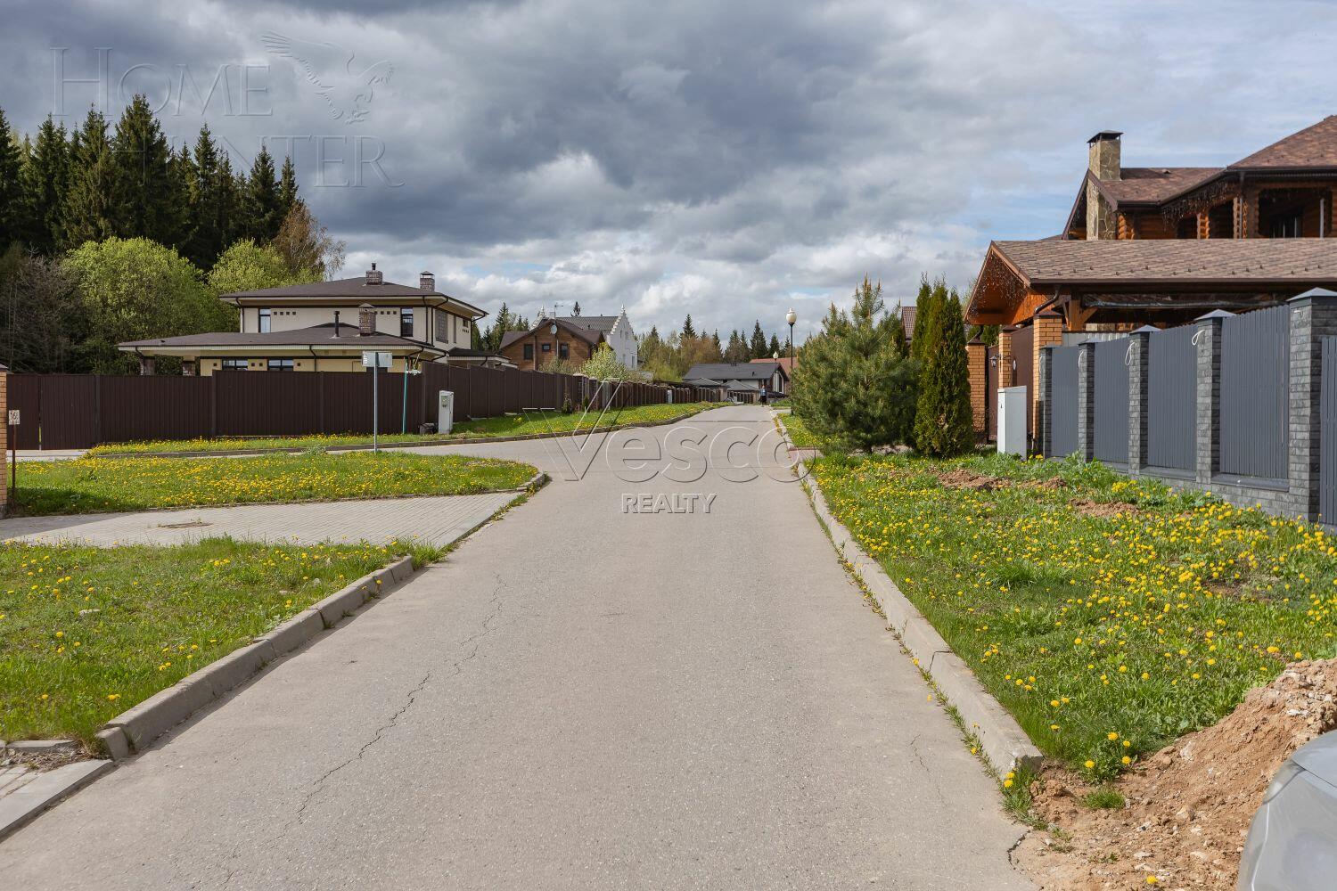 2-этажный коттедж 273 м² без отделки