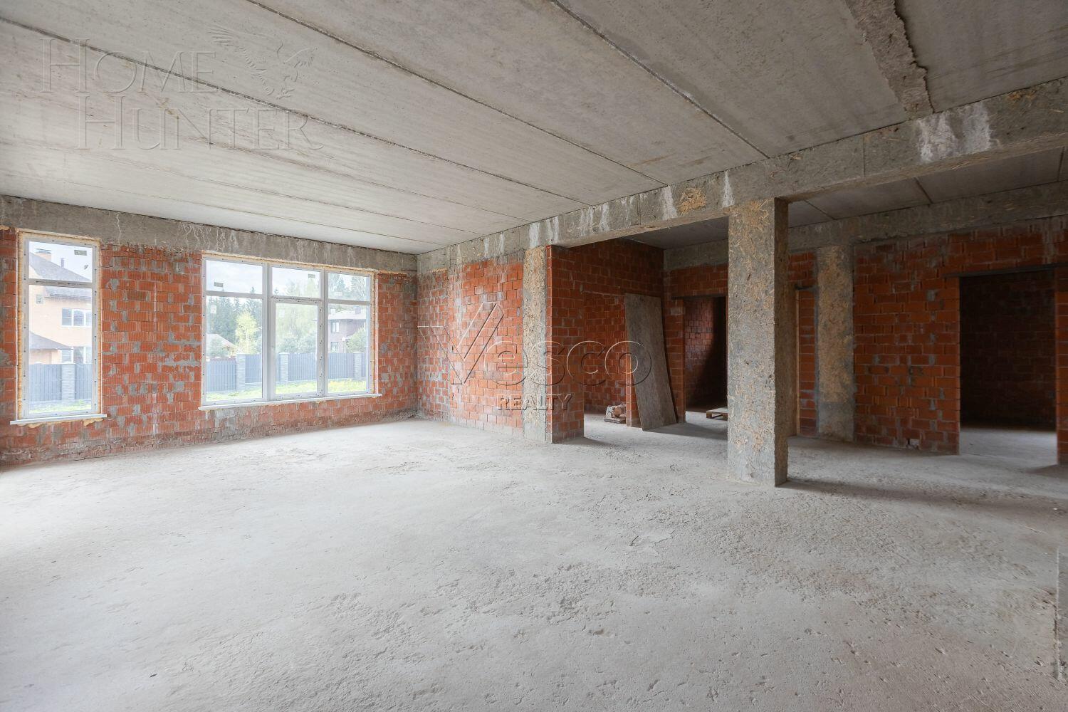 2-этажный коттедж 273 м² без отделки