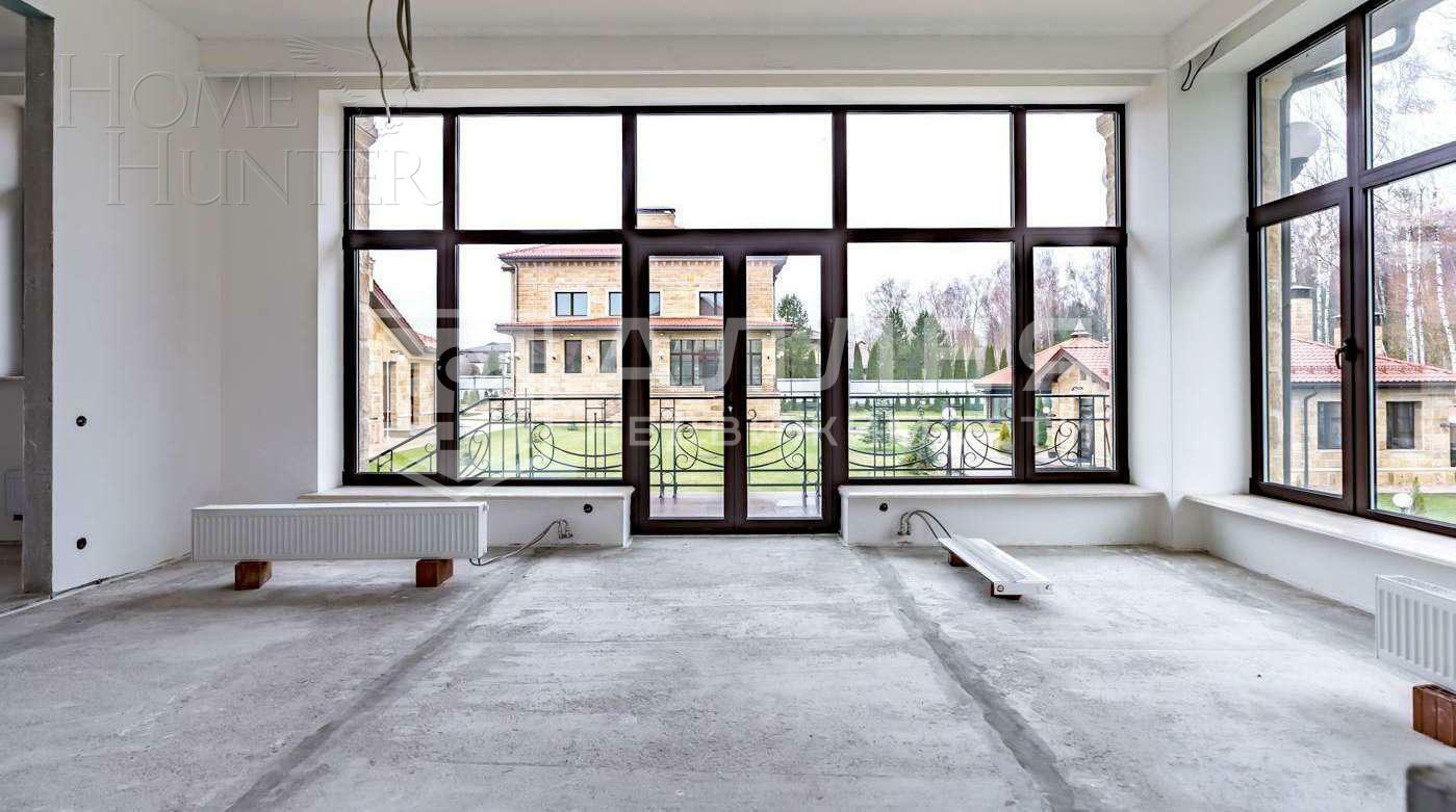 2-этажный коттедж 2 800 м² без отделки