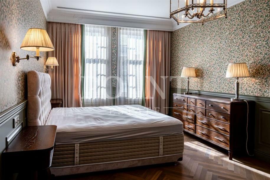 2-этажный таунхаус 420 м² с отделкой