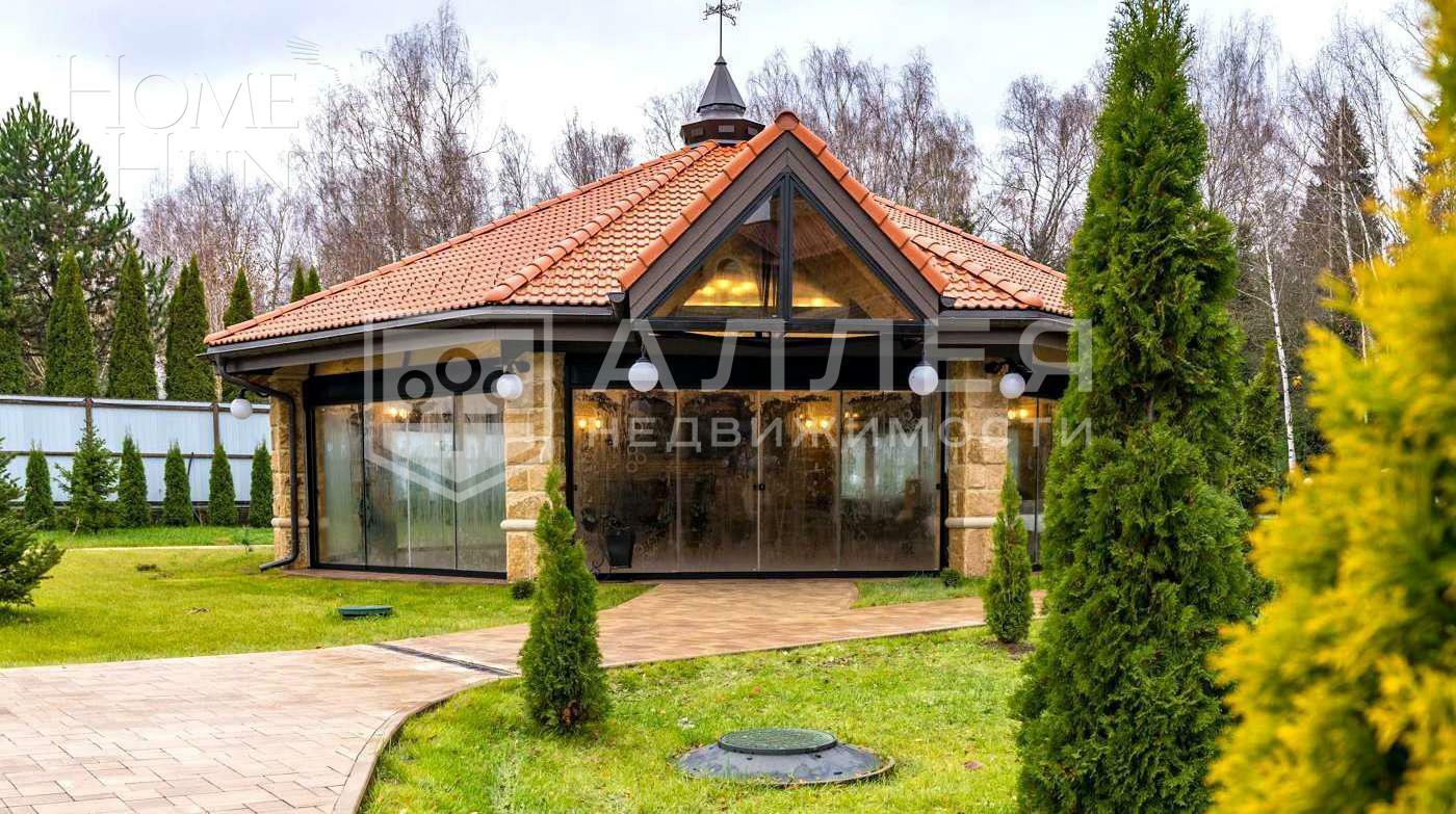 2-этажный коттедж 2 800 м² без отделки
