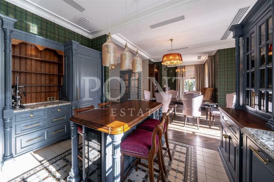 2-этажный таунхаус 420 м² с отделкой