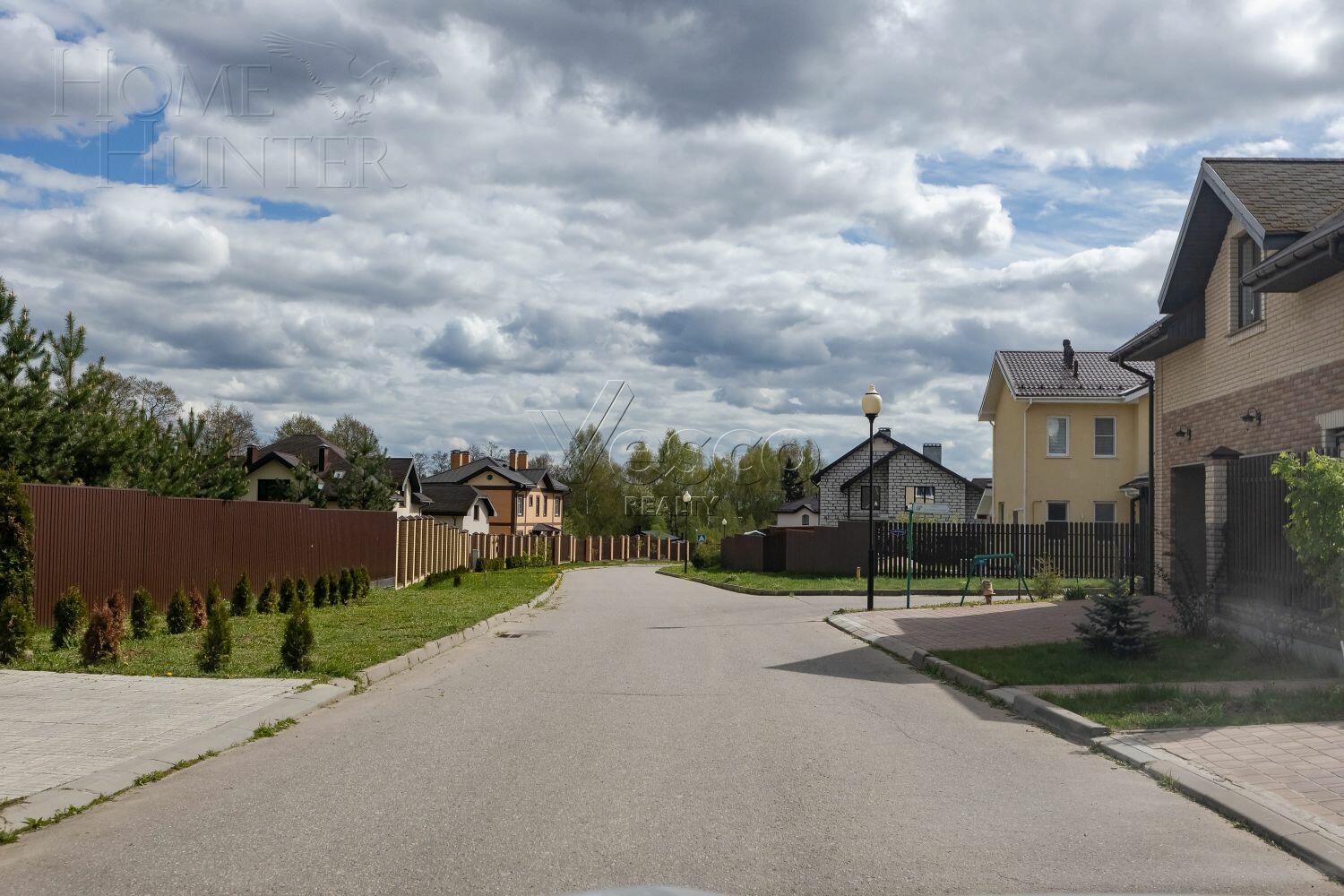 2-этажный коттедж 273 м² без отделки