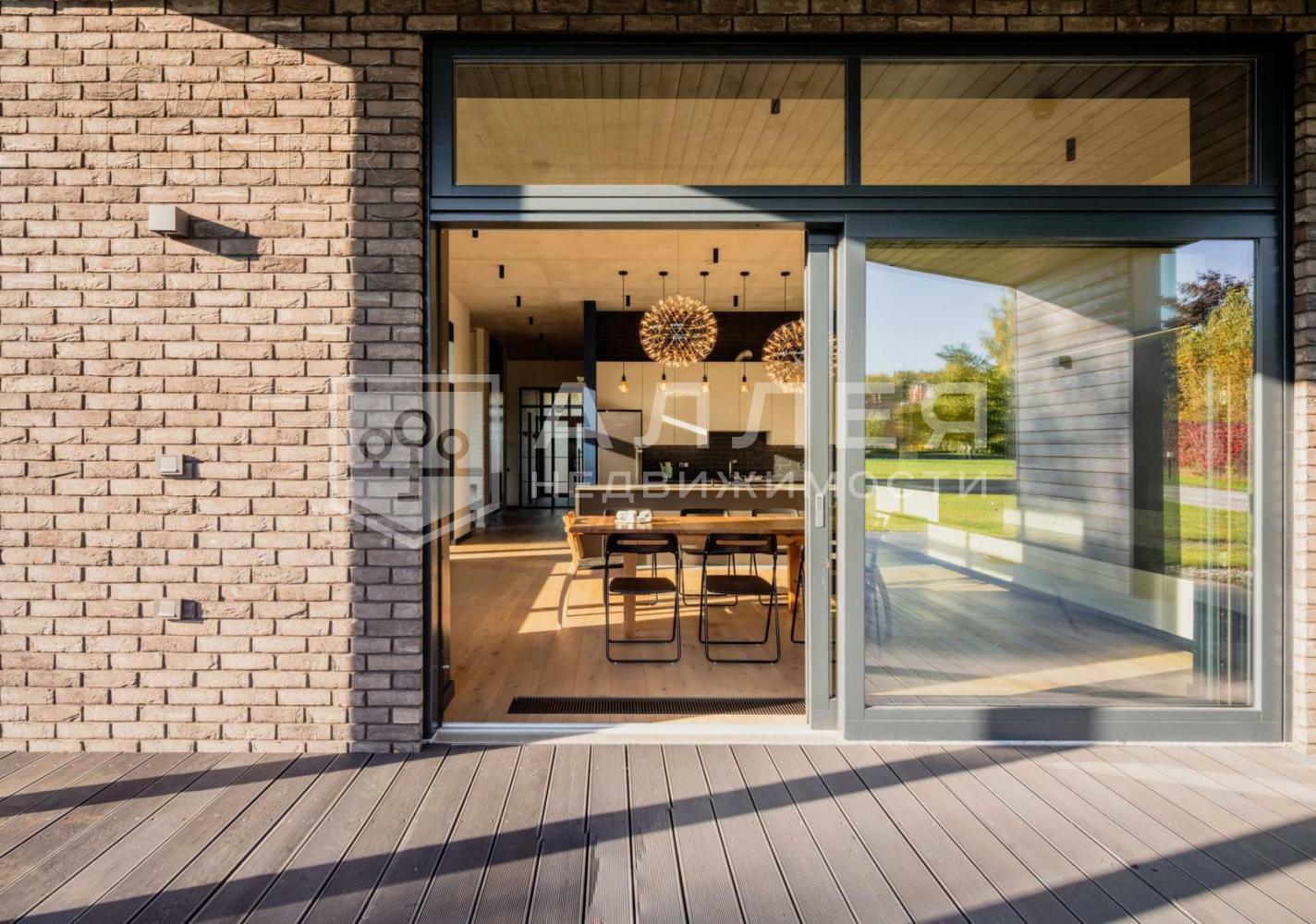 2-этажный коттедж 647 м² с отделкой