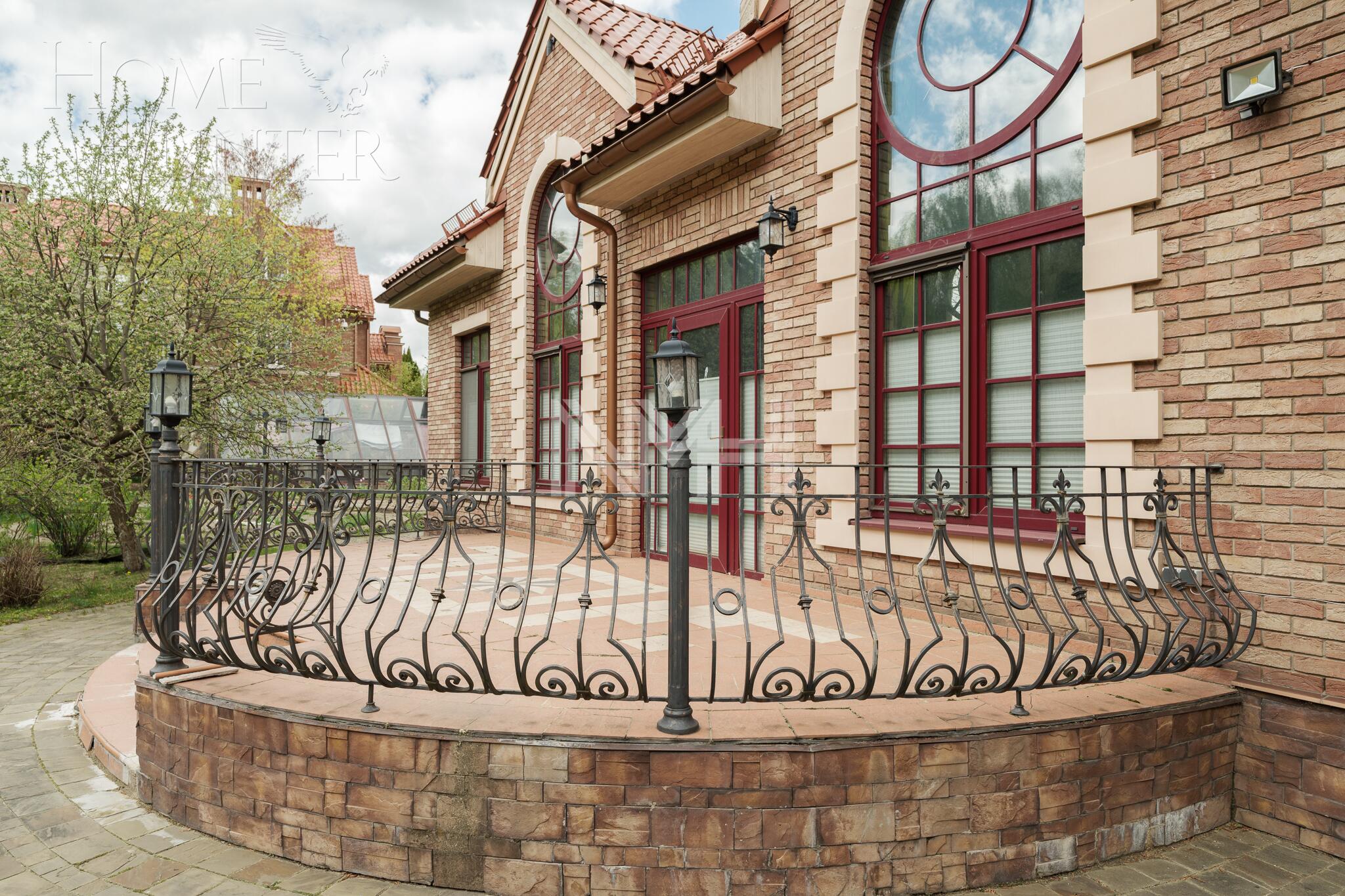 3-этажный коттедж 962 м² с отделкой