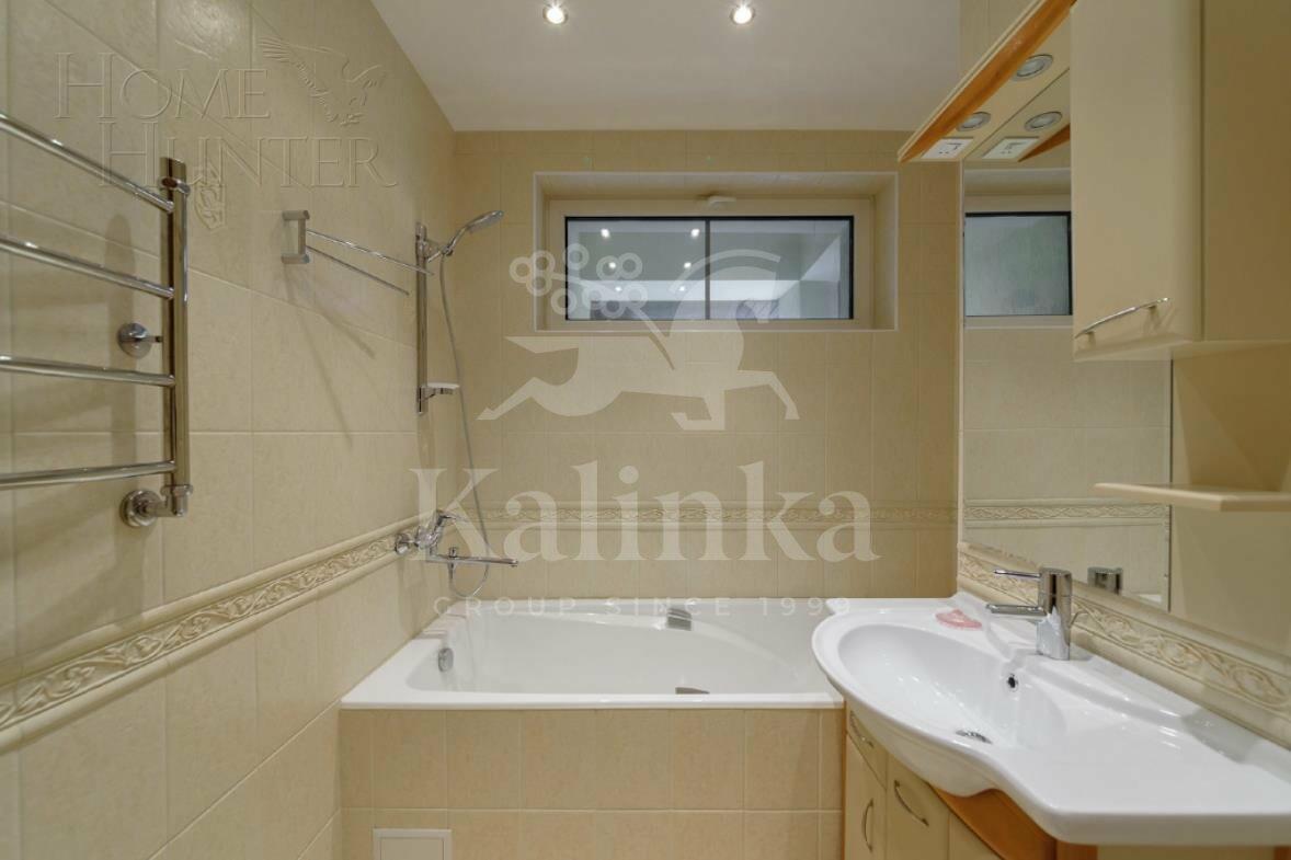 2-этажный коттедж 720 м² с отделкой