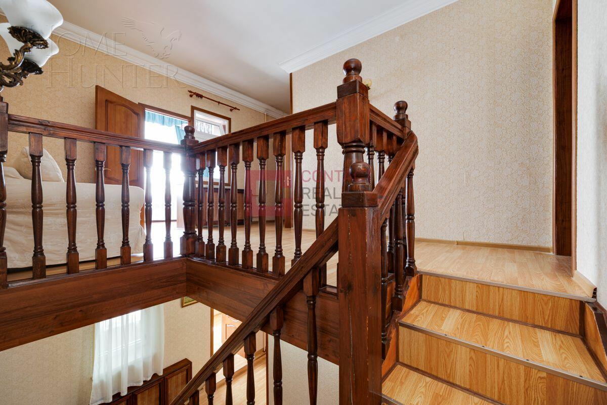 2-этажный коттедж 420 м² с отделкой