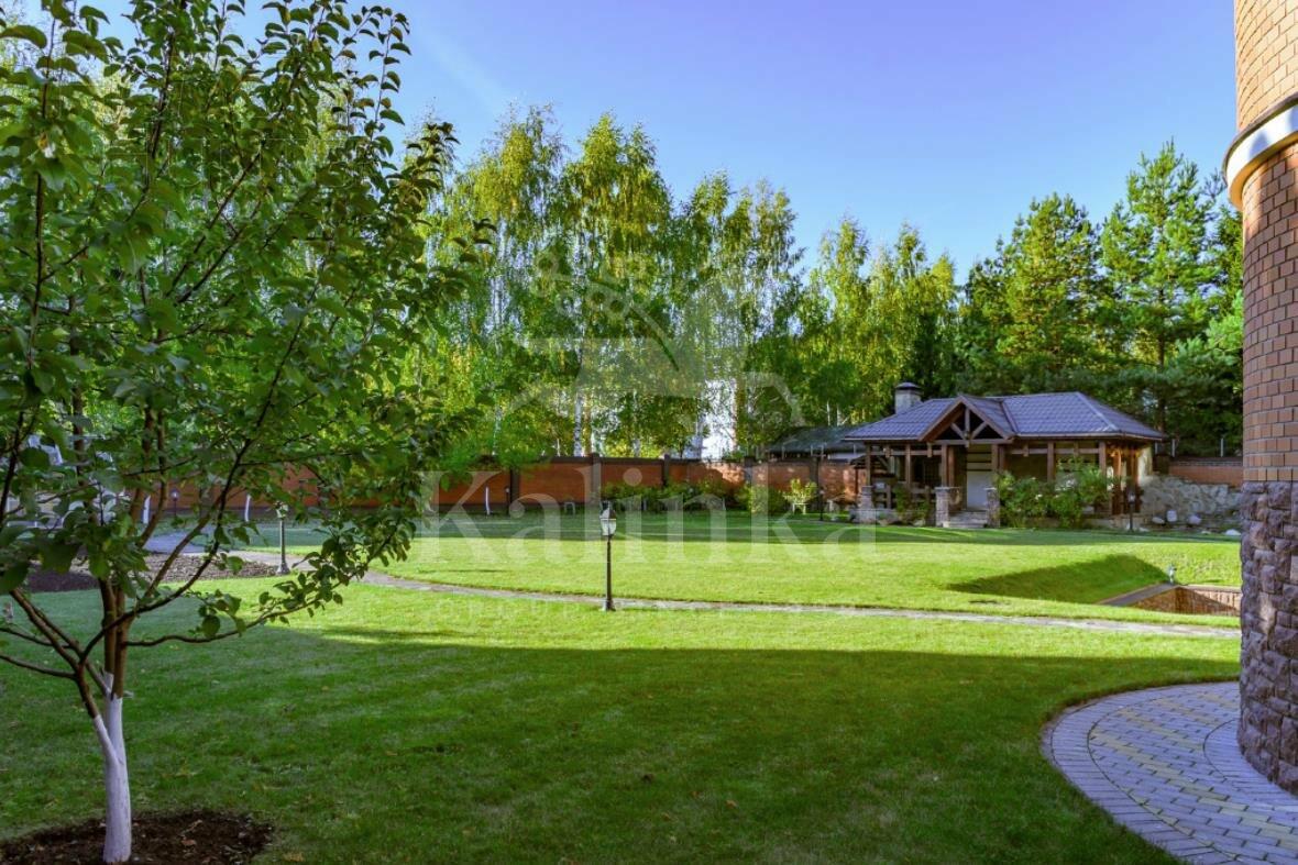 2-этажный коттедж 720 м² с отделкой