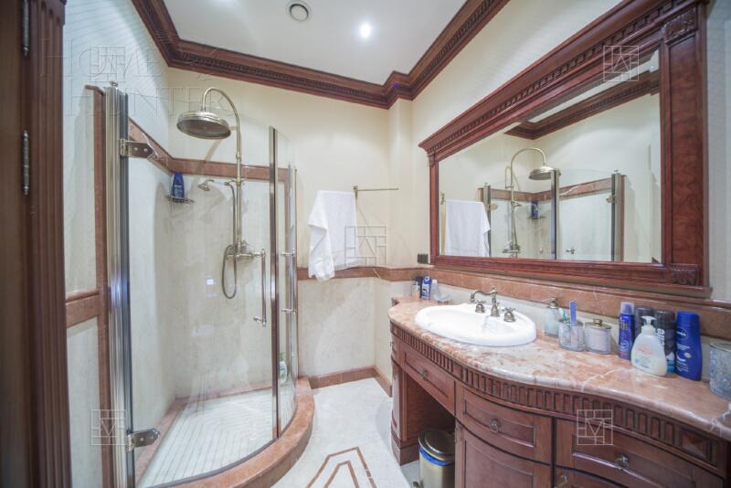 4-КОМН. ПЕНТХАУС С ОТДЕЛКОЙ 258 М² НА 11 ЭТАЖЕ