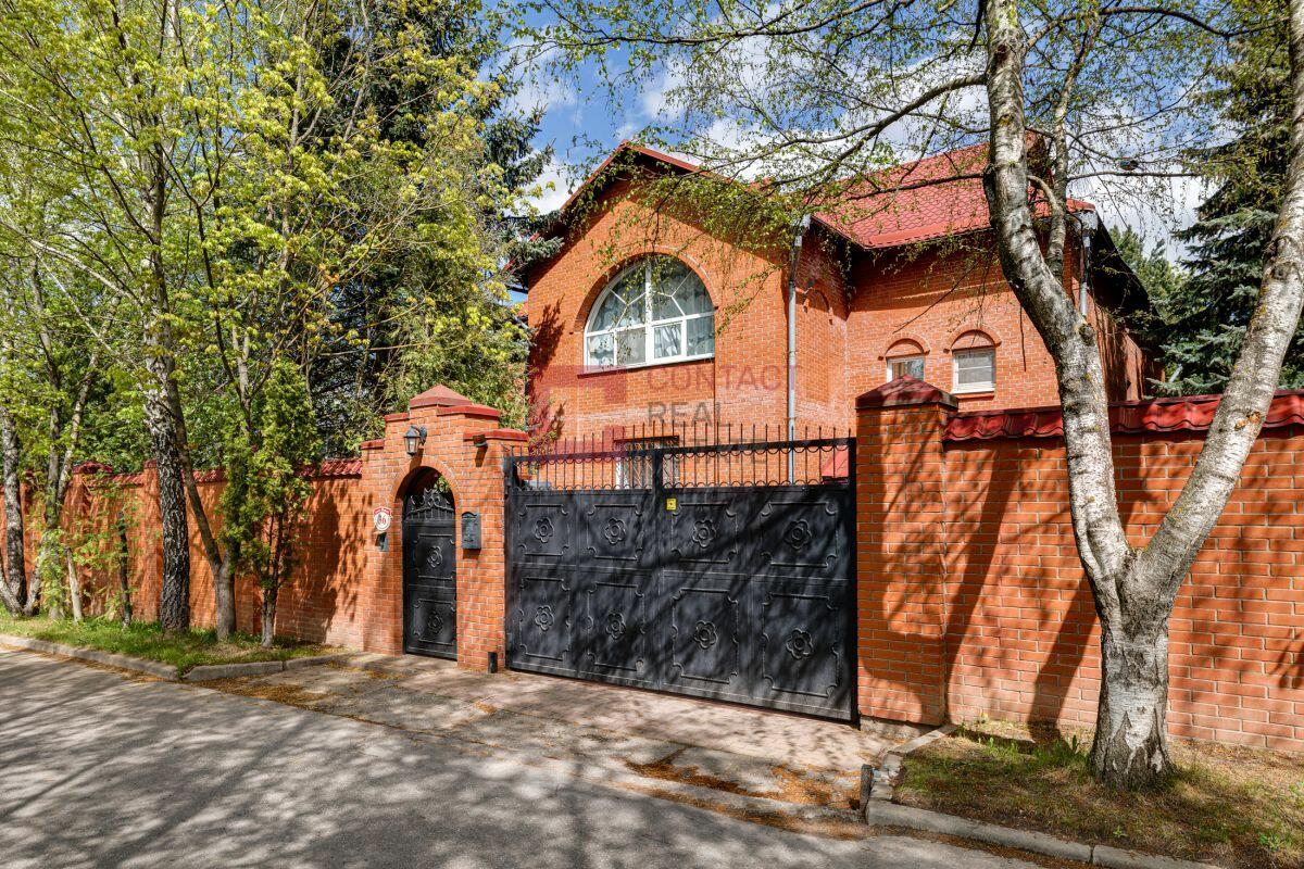 2-этажный коттедж 420 м² с отделкой