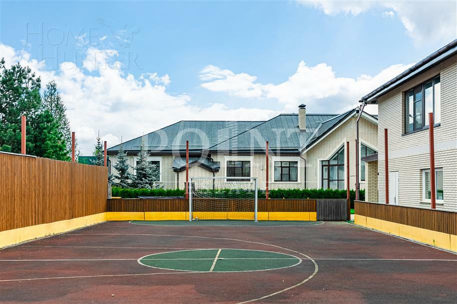 1-этажный коттедж 1 000 м² с отделкой