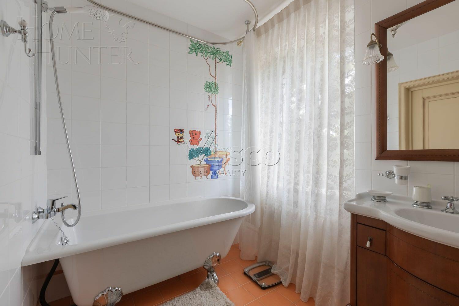 2-этажный таунхаус 267 м² с отделкой