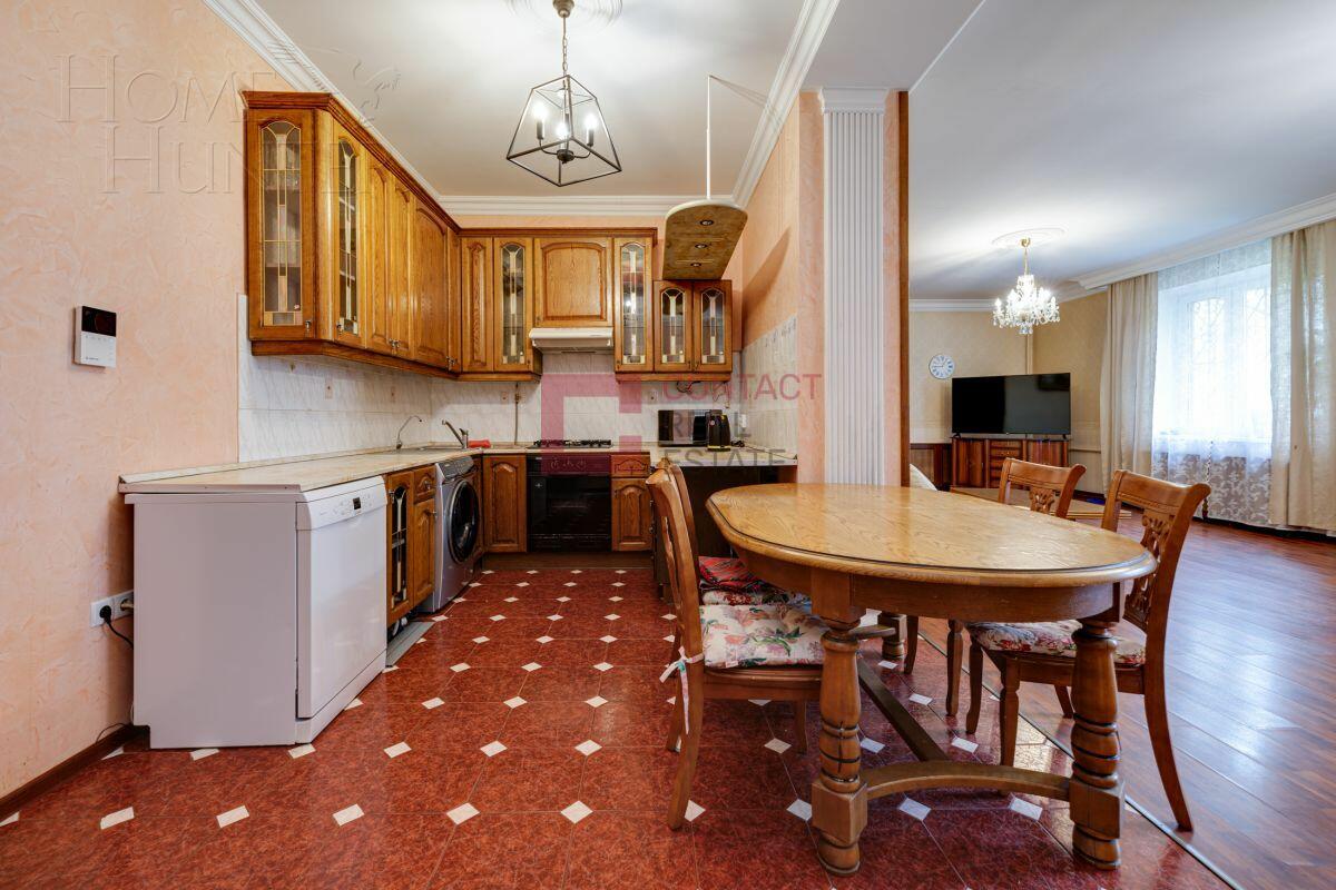 2-этажный коттедж 420 м² с отделкой