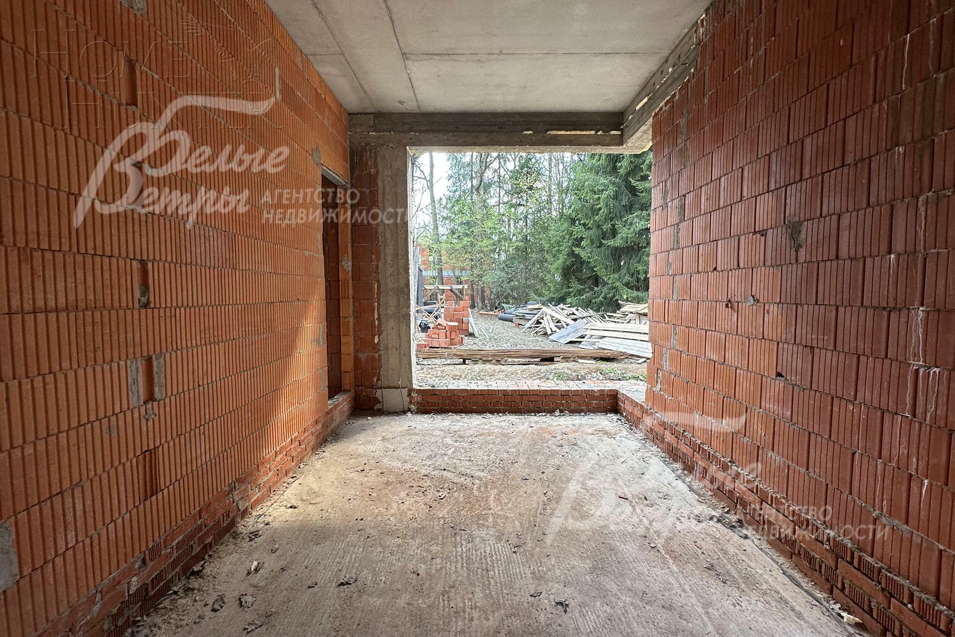 2-этажный коттедж 335 м² с отделкой