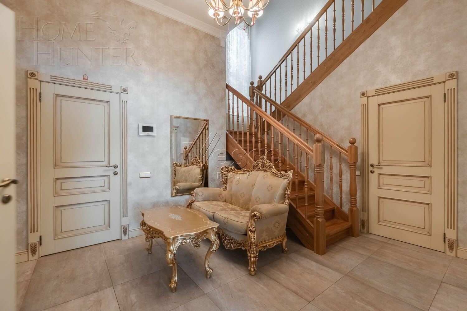 2-этажный таунхаус 267 м² с отделкой