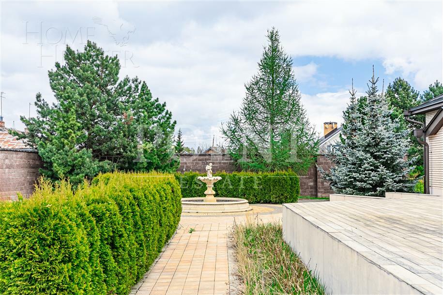 1-этажный коттедж 1 000 м² с отделкой