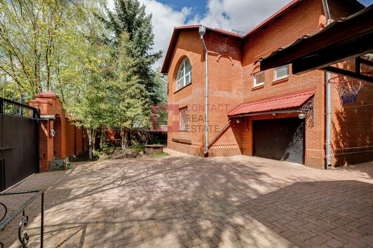 2-этажный коттедж 420 м² с отделкой