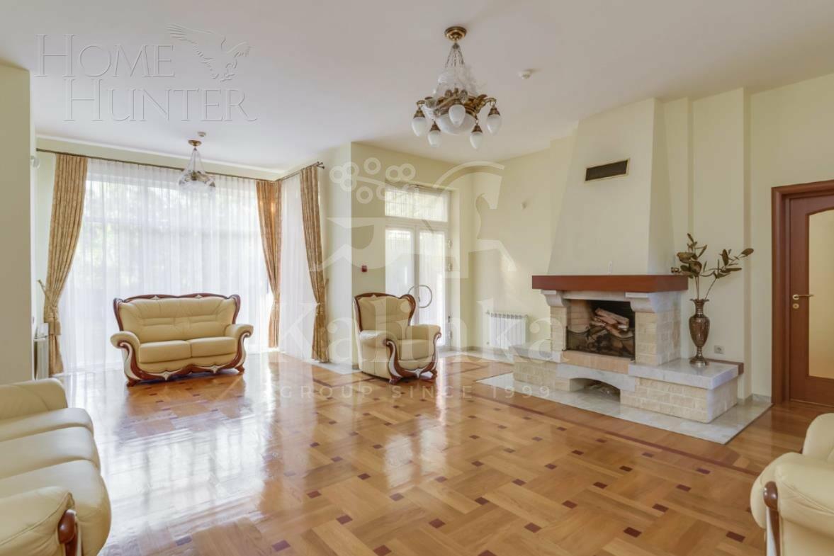 2-этажный коттедж 720 м² с отделкой