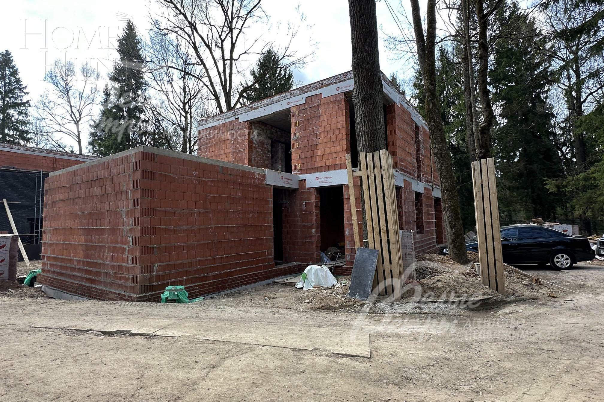 2-этажный коттедж 335 м² с отделкой