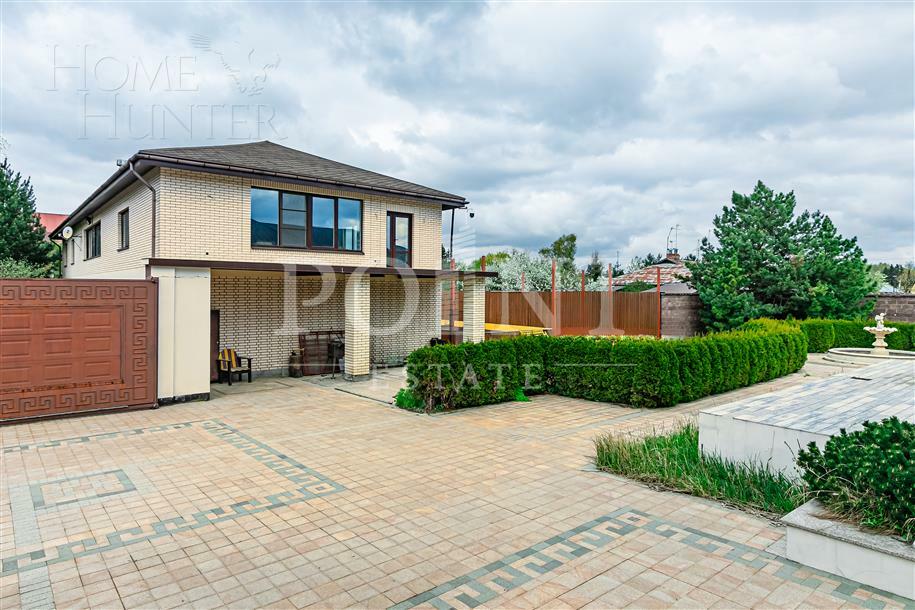 1-этажный коттедж 1 000 м² с отделкой