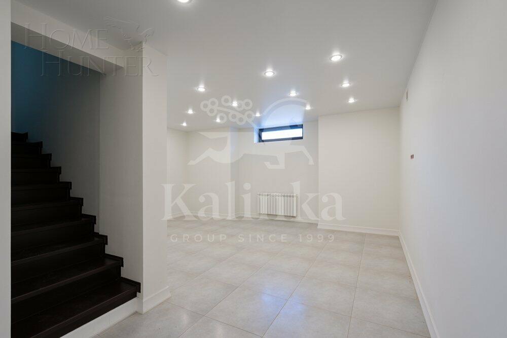 2-этажный коттедж 420 м² с отделкой