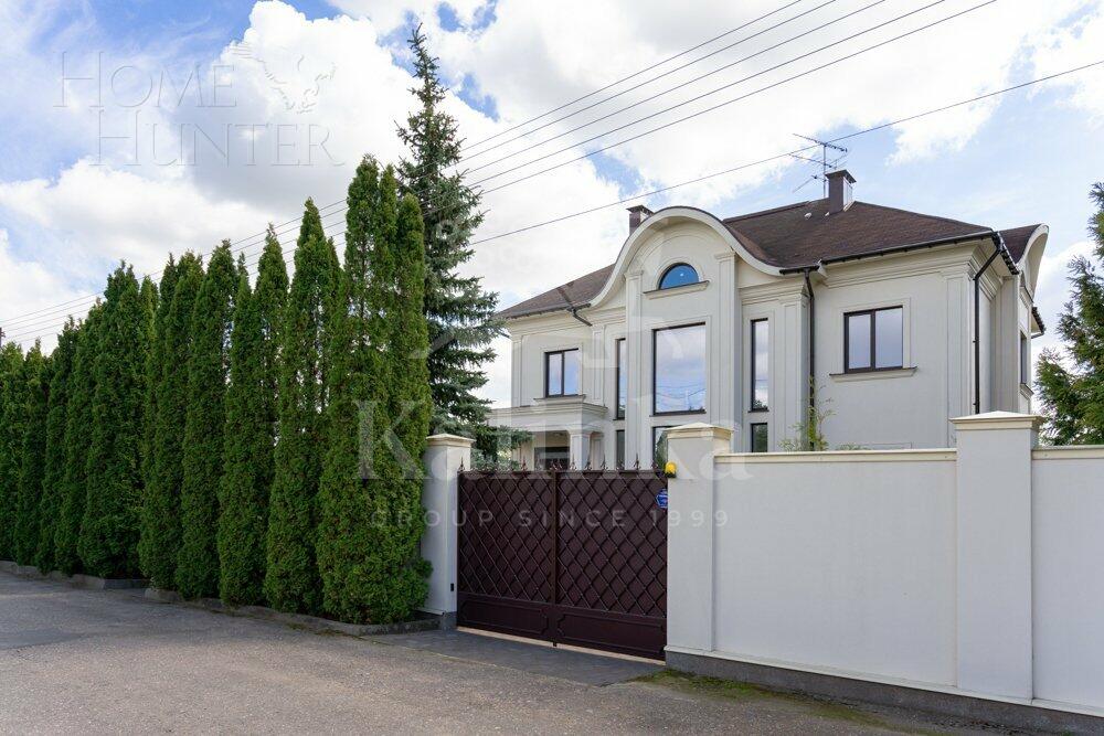 2-этажный коттедж 420 м² с отделкой