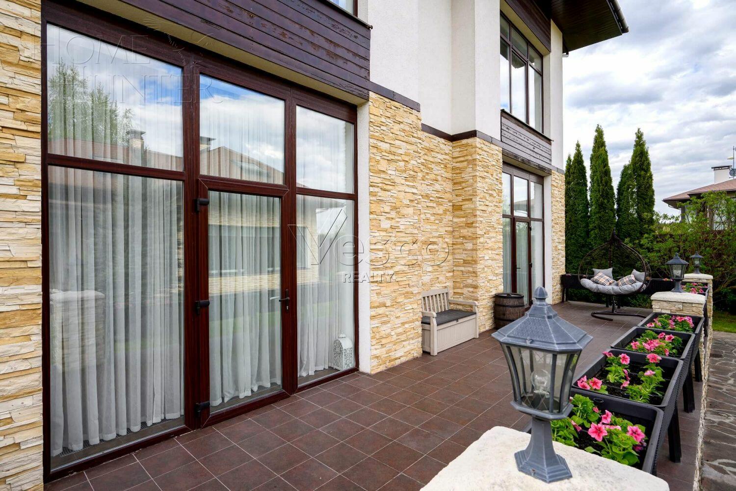 2-этажный коттедж 586 м² с отделкой