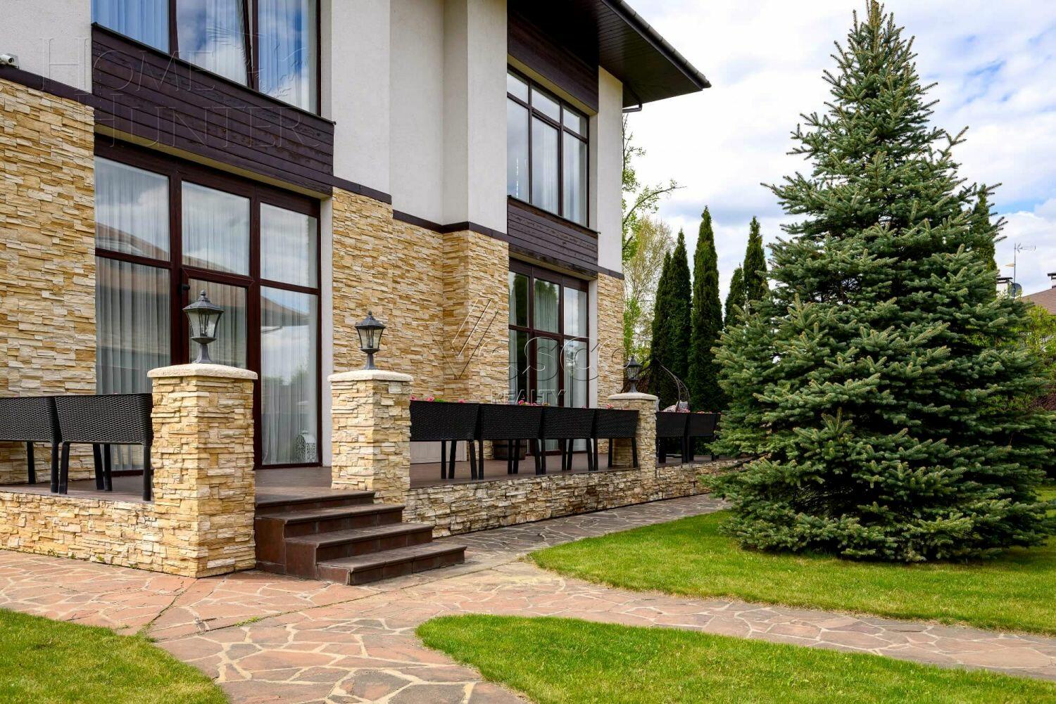 2-этажный коттедж 586 м² с отделкой