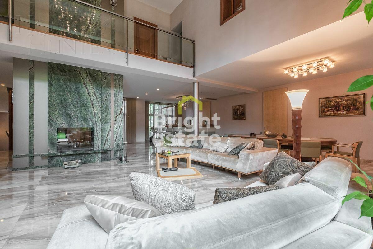 2-этажный коттедж 1 380 м² с отделкой