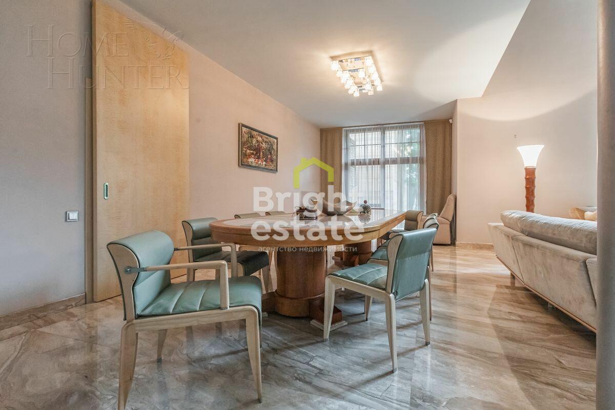 2-этажный коттедж 1 380 м² с отделкой