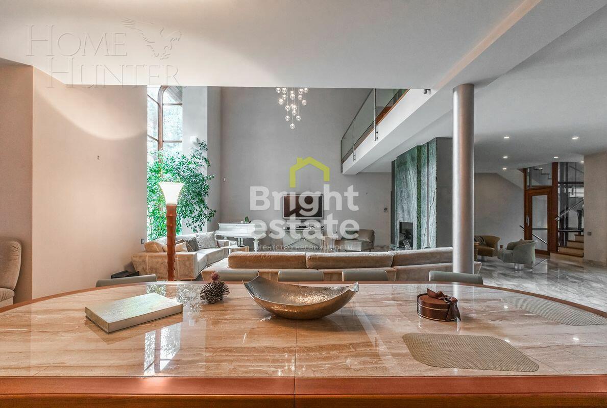 2-этажный коттедж 1 380 м² с отделкой