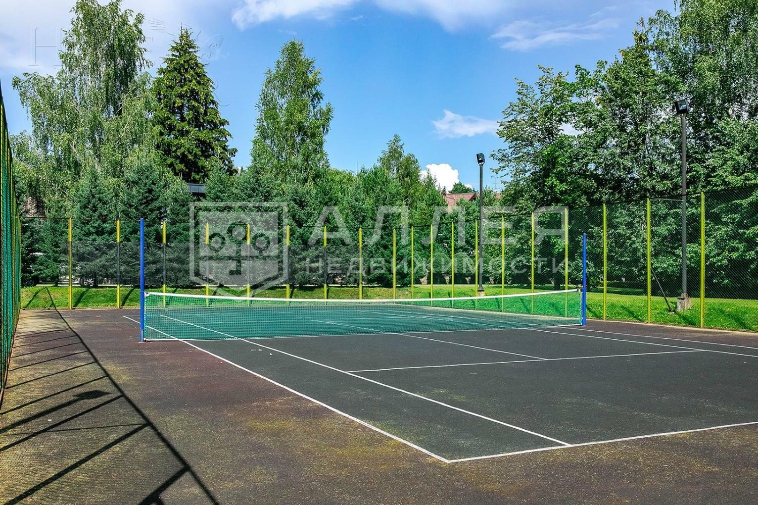 2-этажный коттедж 1 400 м² с отделкой