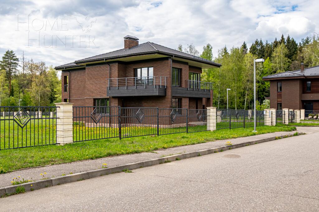 2-этажный коттедж 333 м² без отделки