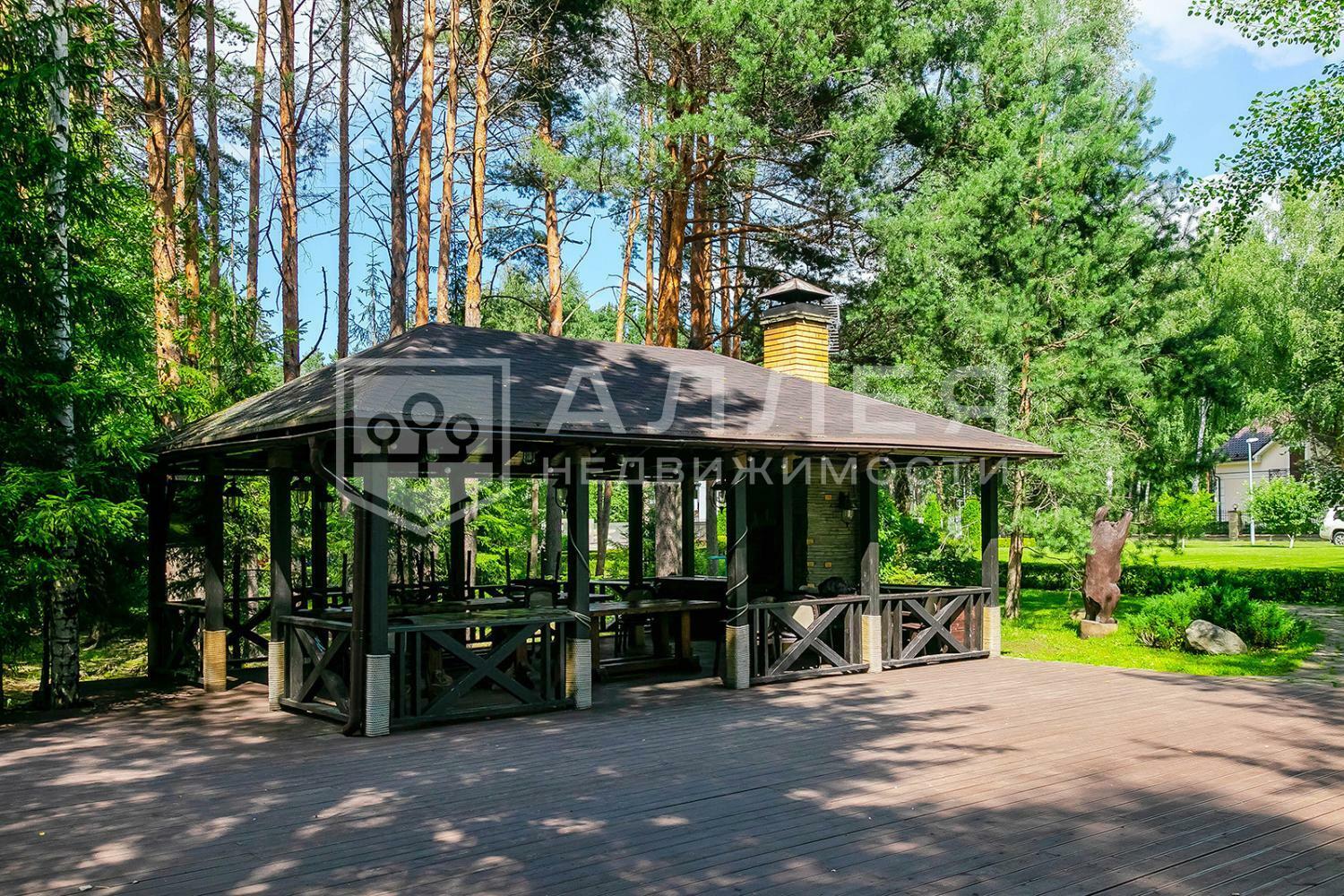 2-этажный коттедж 1 400 м² с отделкой