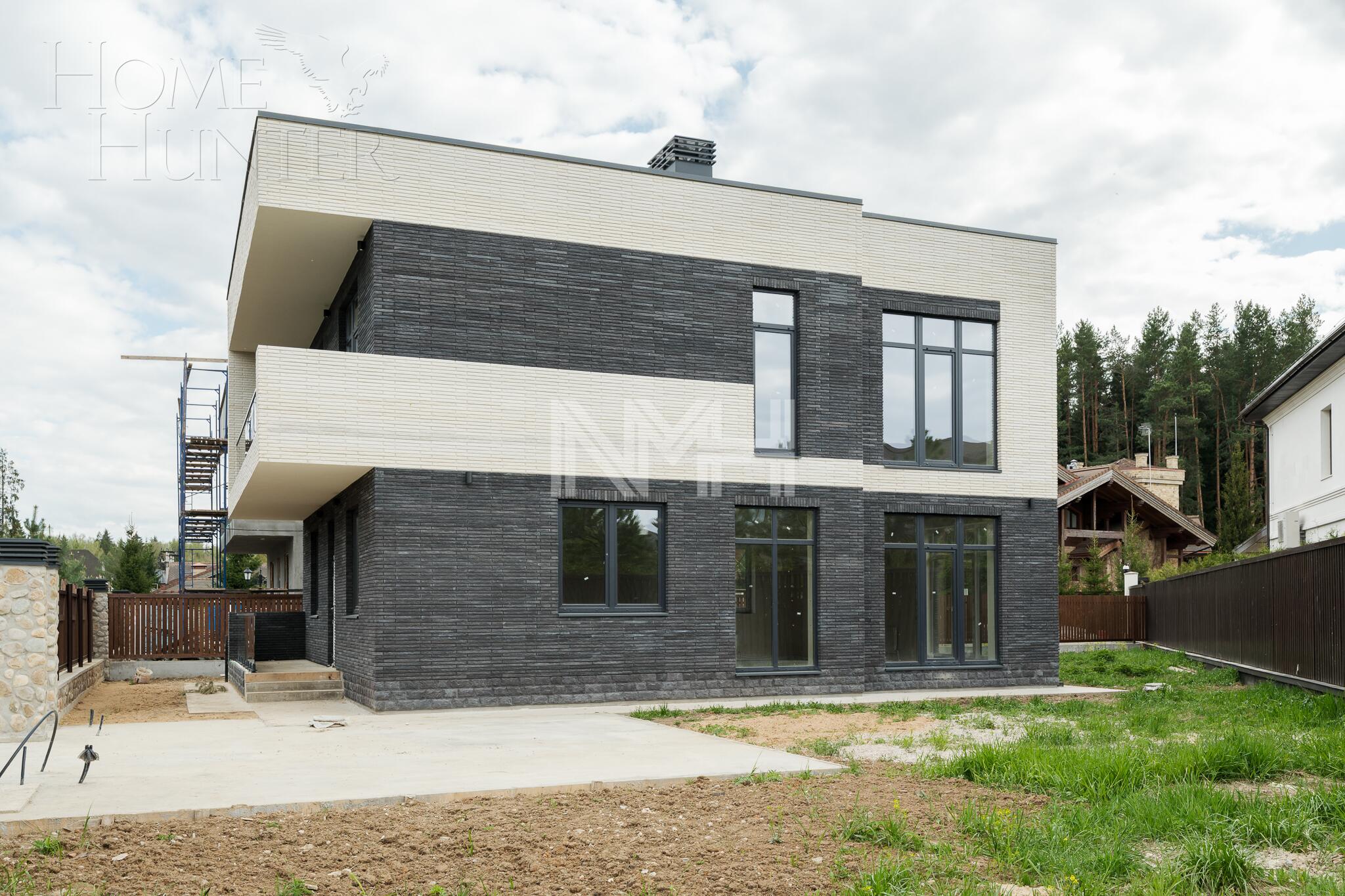 2-этажный коттедж 220 м² без отделки